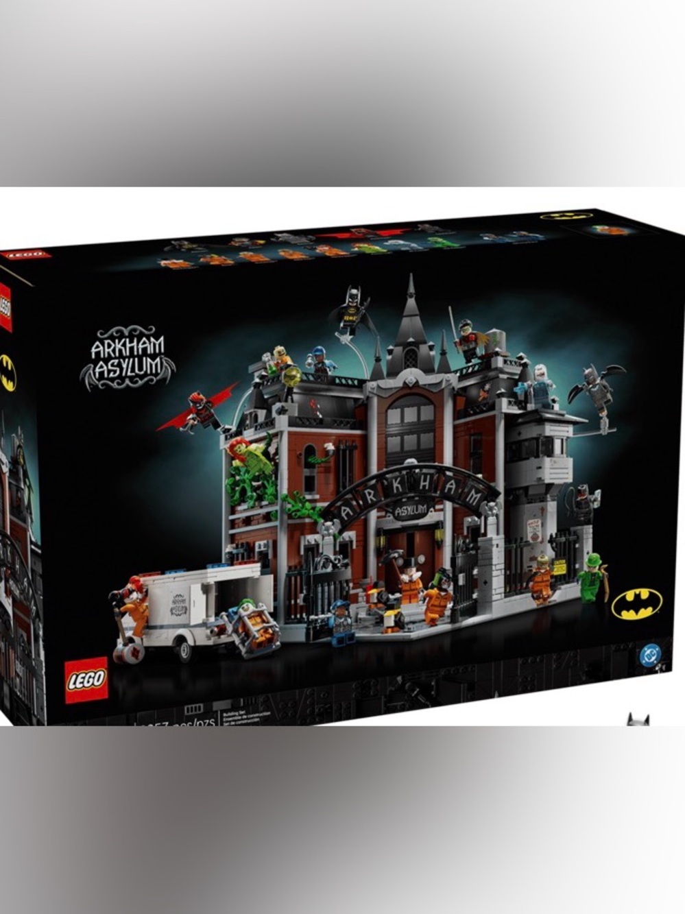 LEGO Arkham Asylum Building Set Brand New in Unopened Box - 16 Minifigures